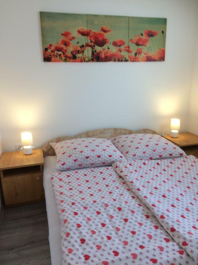Teraszos ház Hotel Balatonlelle Kültér fotó