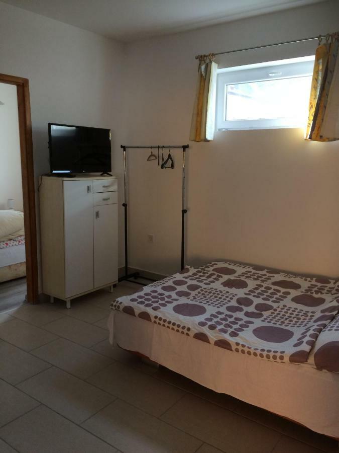 Teraszos ház Hotel Balatonlelle Kültér fotó